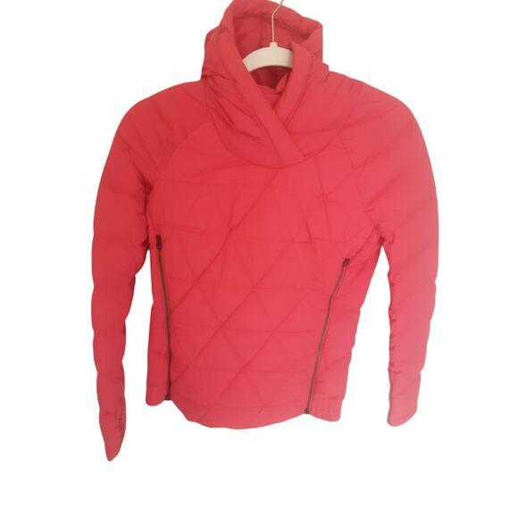 Lululemon Women’s Red Quilted Down Jacket Hoodie Size ~16" P2P - Picture 1 of 4